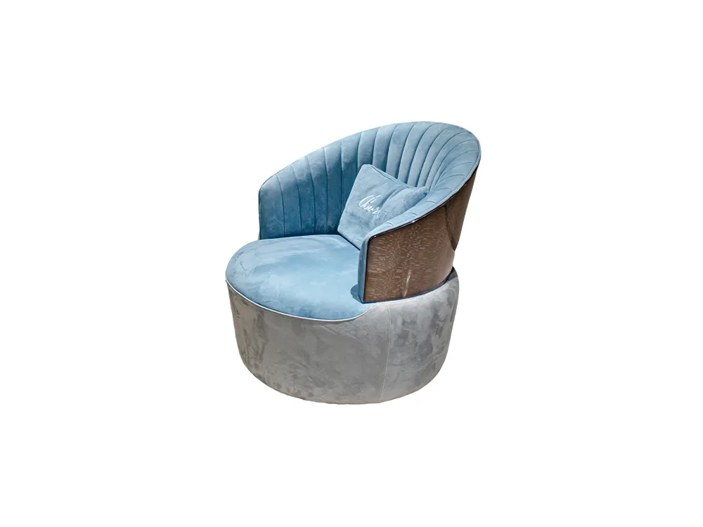 WIESENTHAL Lounge Chairs M811